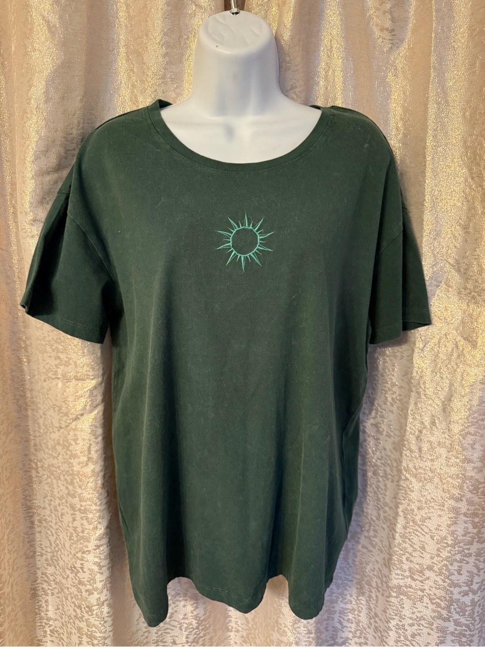 Forest Green Short Sleeve Tee with Sun Motif